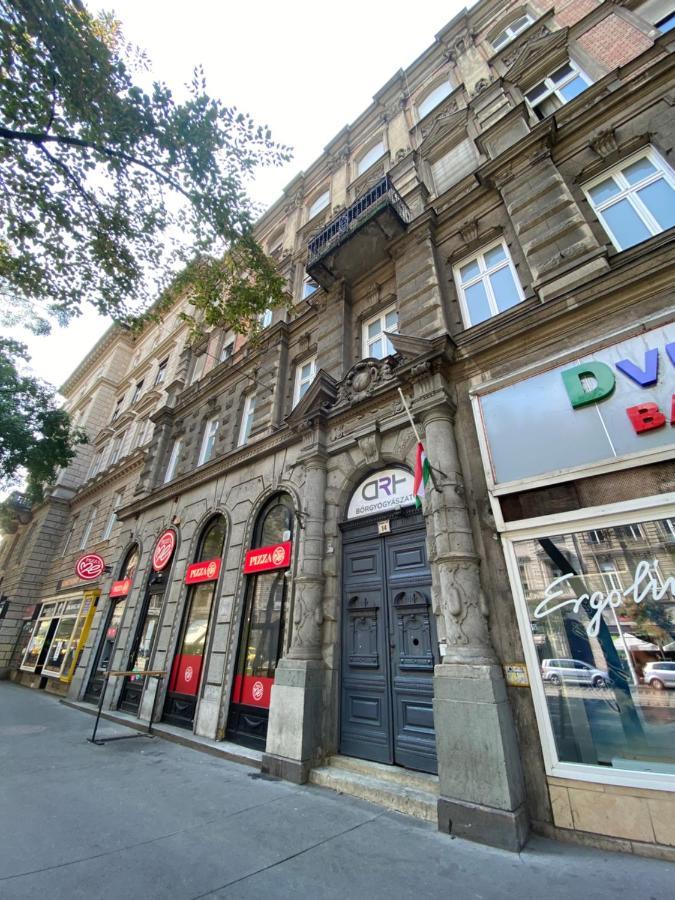 Luxury Nova Home next to the New York Café Budapest Extérieur photo